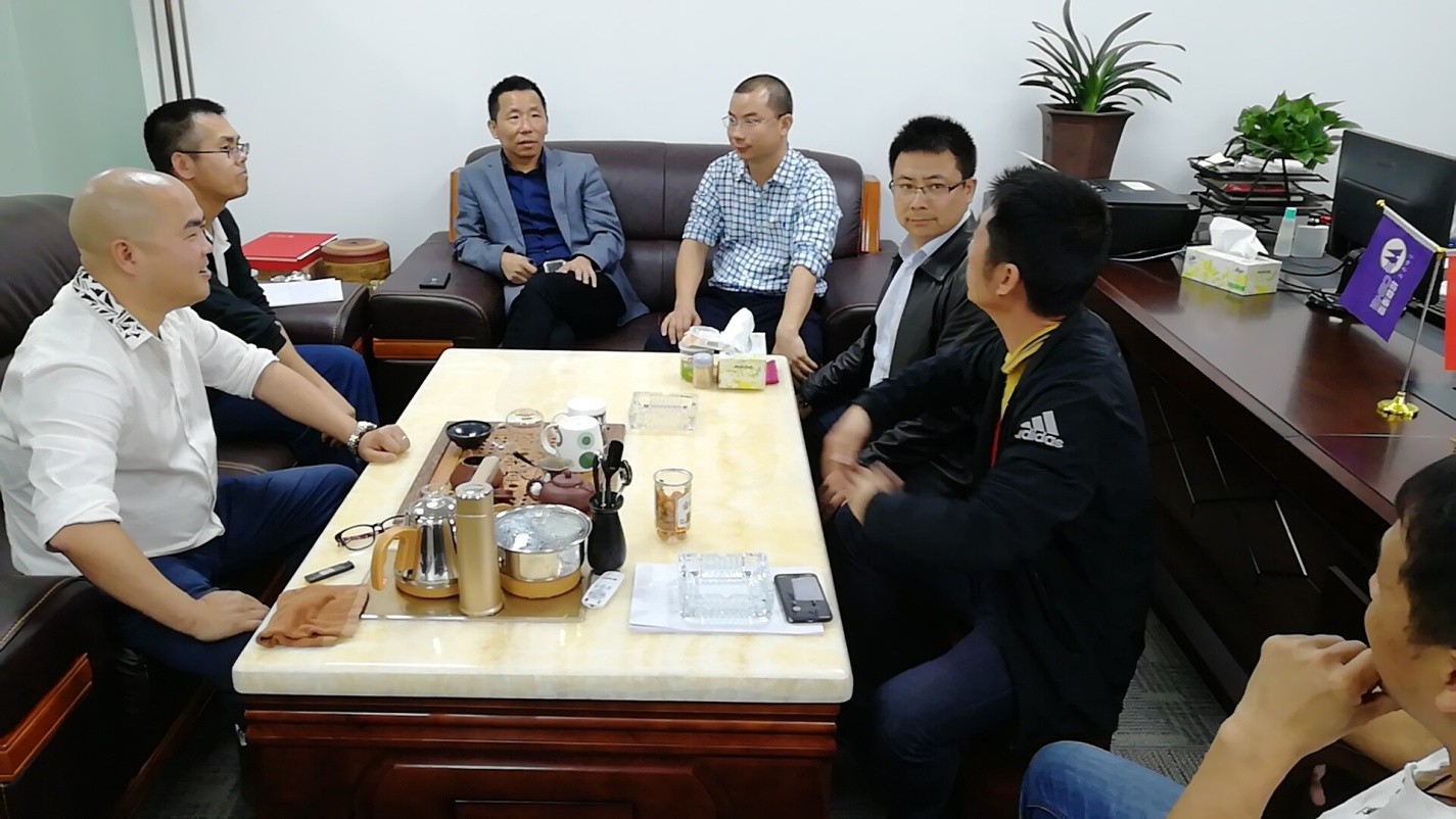 集團(tuán)董事長、總裁劉裕蒞臨港灣工程公司視察指導(dǎo)工作