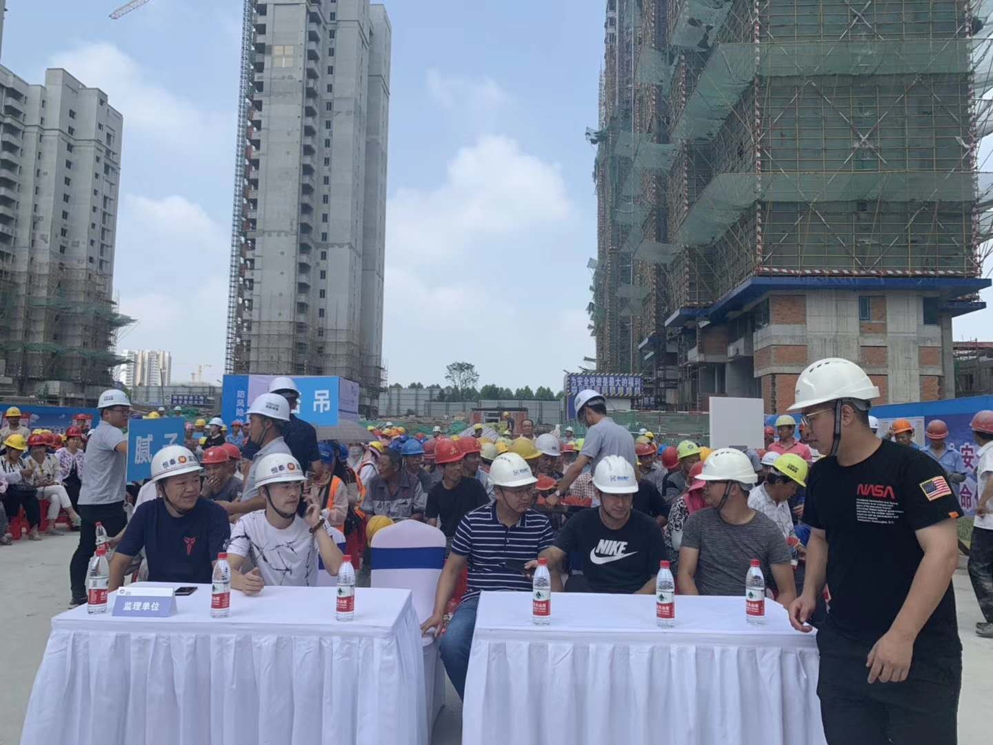 不忘初心，牢記使命 ——八里莊社區舉行主題黨日活動