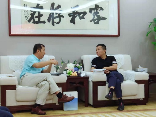 濟南大學程新教授一行蒞臨港創建材公司指導工作