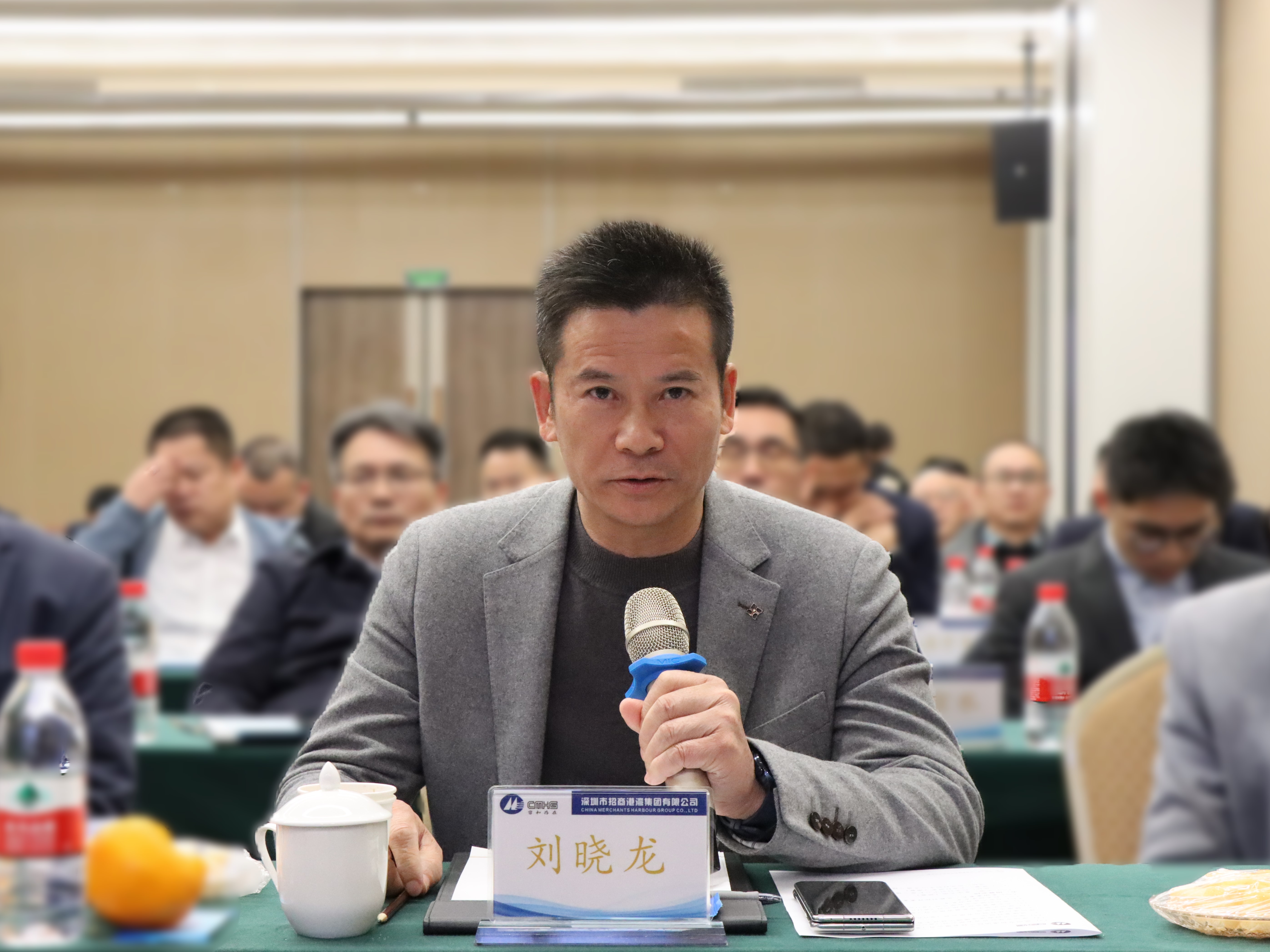 9.集團總裁助理劉曉龍發(fā)言.JPG