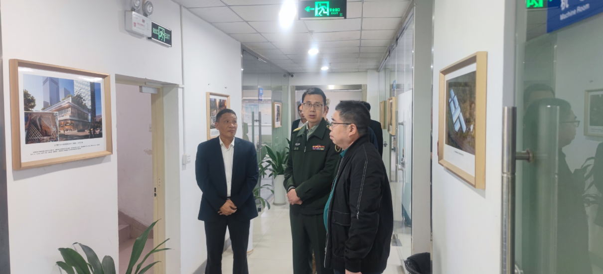 南山區(qū)委常委、區(qū)人武部政委常華一行蒞臨港灣工程公司開展民兵組織整頓潛力調(diào)查座談會